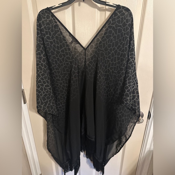 Victoria Secret Swimwear Animal Print Fringe Poncho Cover-Up, Black, Size Small - Picture 2 of 3